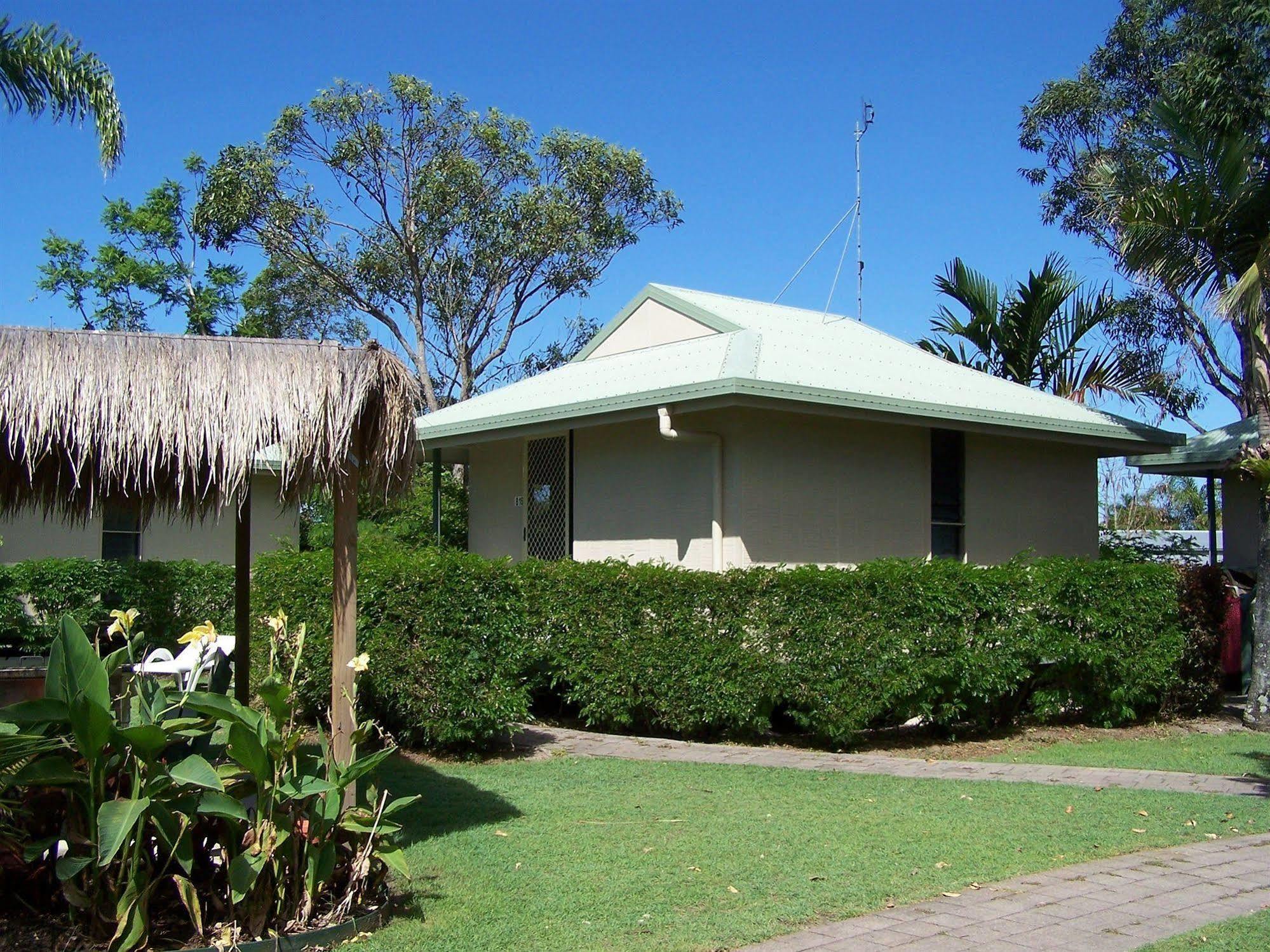 Maroochy Waterfront Motel Sunshine Coast 외부 사진
