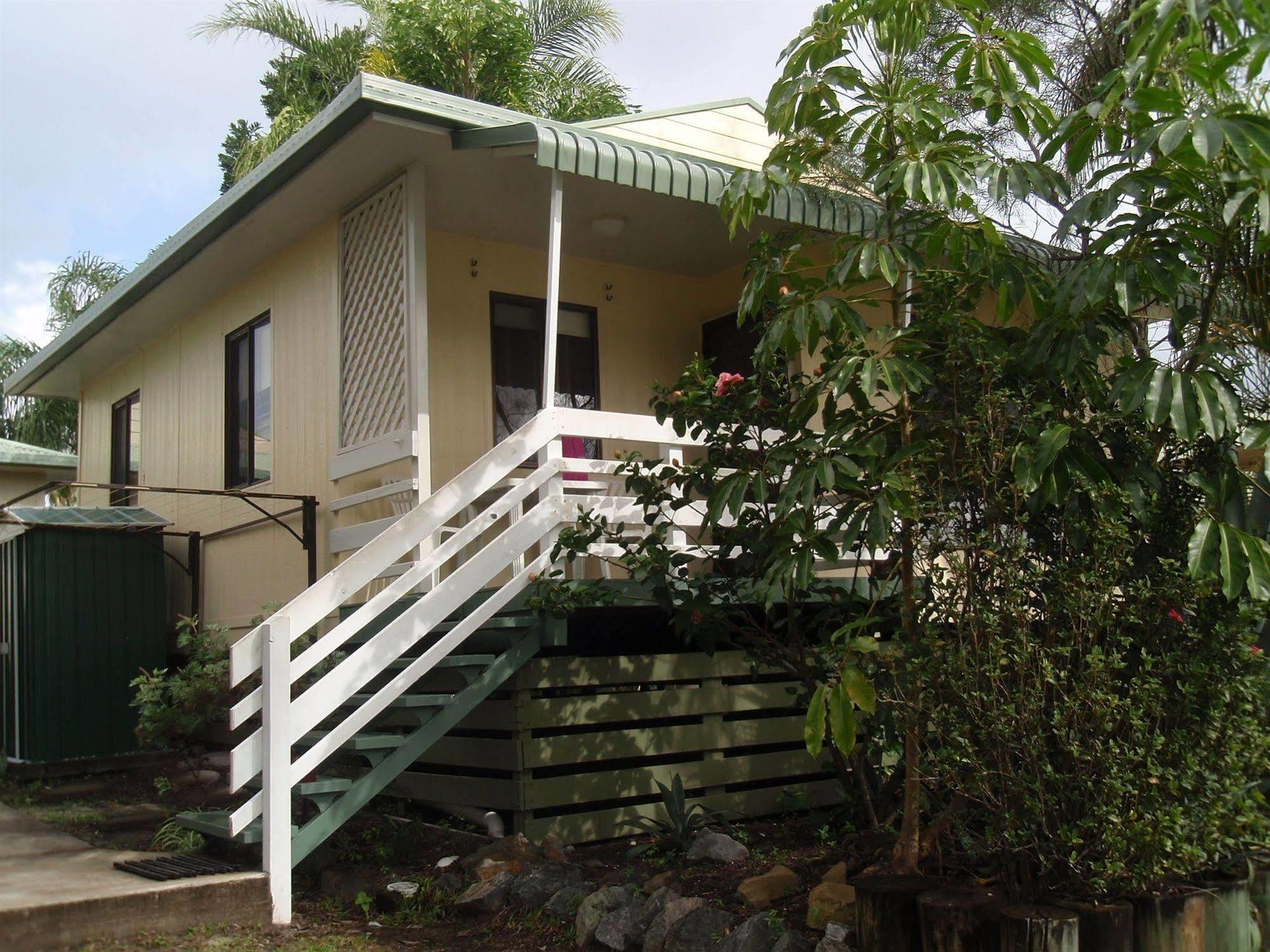 Maroochy Waterfront Motel Sunshine Coast 외부 사진