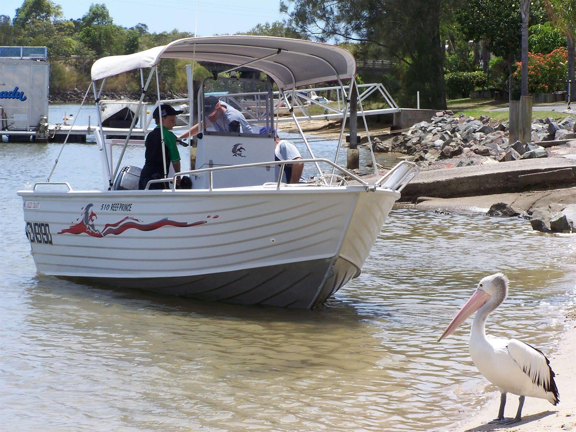 Maroochy Waterfront Motel Sunshine Coast 외부 사진