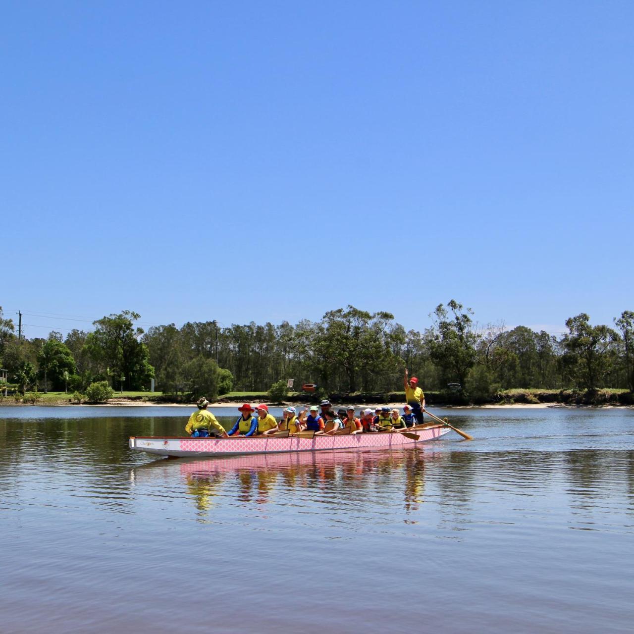 Maroochy Waterfront Motel Sunshine Coast 외부 사진